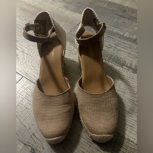 Beige Textured Espadrilles for Women